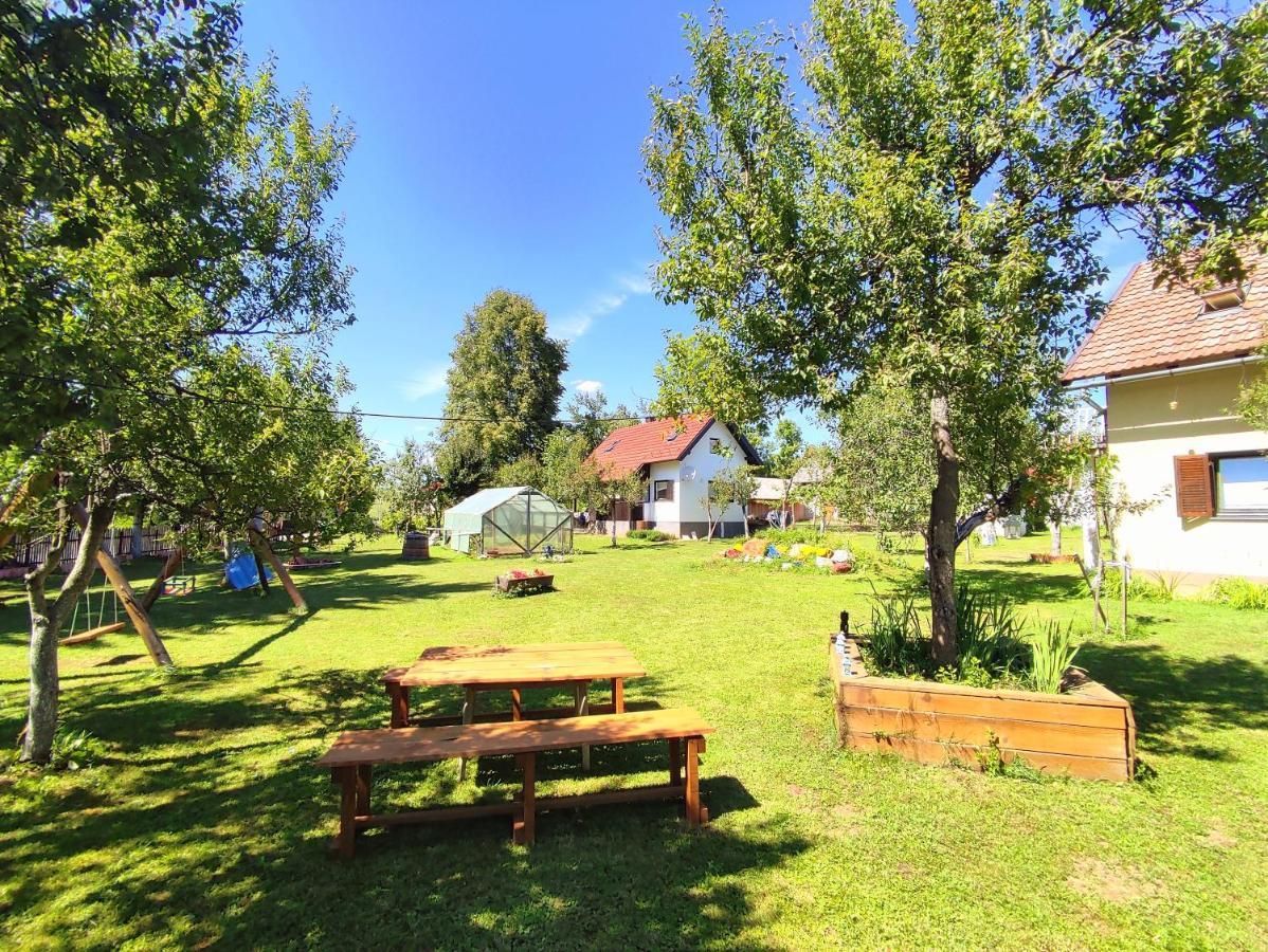 Apartments Eco Forest Resort Rakovica Εξωτερικό φωτογραφία