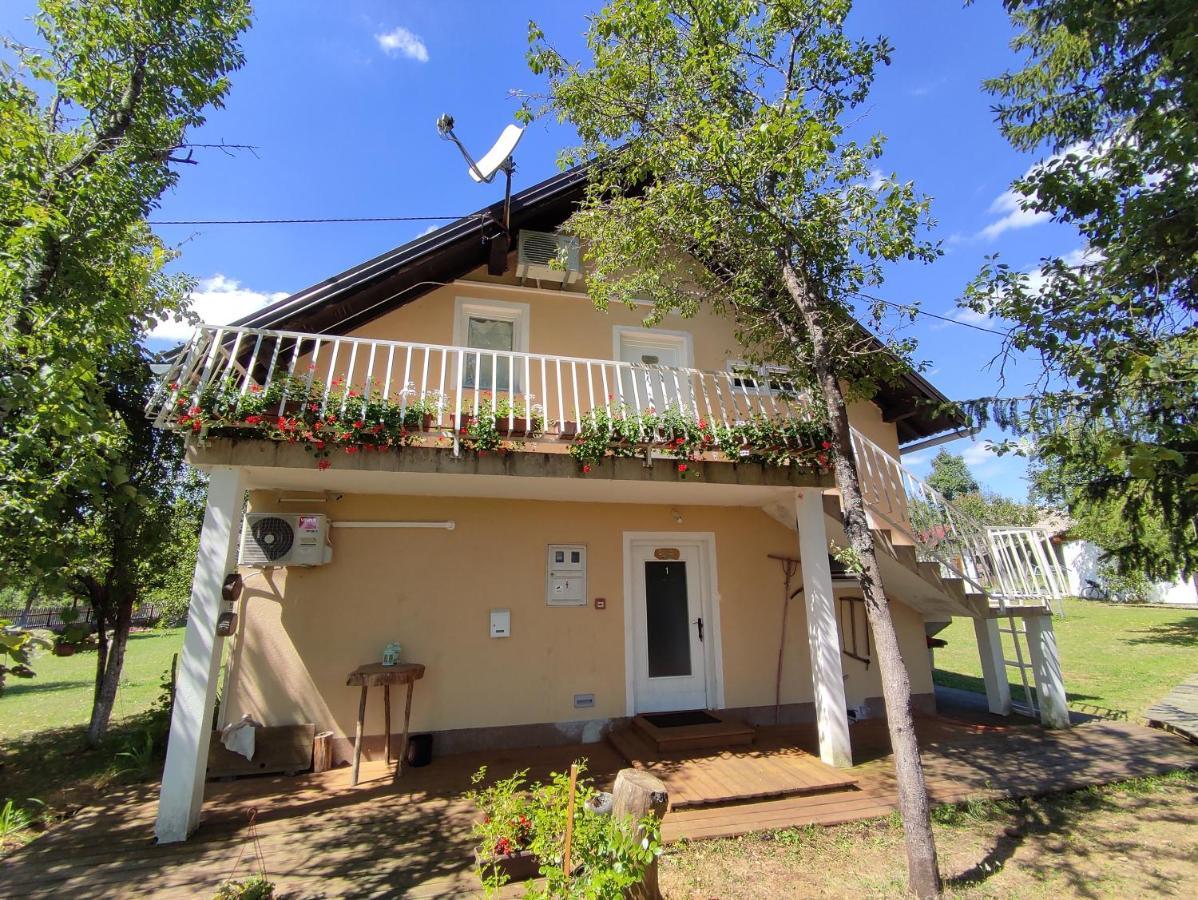 Apartments Eco Forest Resort Rakovica Εξωτερικό φωτογραφία